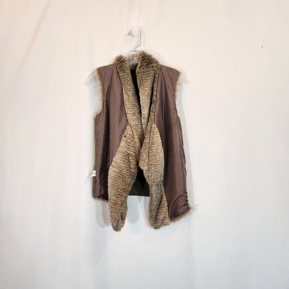 MAURICES Brown Faux Fur Knit Waterfall Open Front Cardigan Vest Womens Medium M - Picture 7 of 11